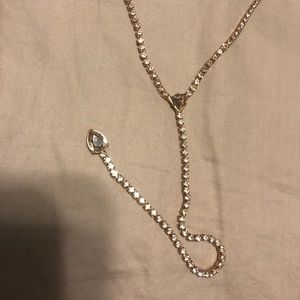 Sparkly dangle necklace